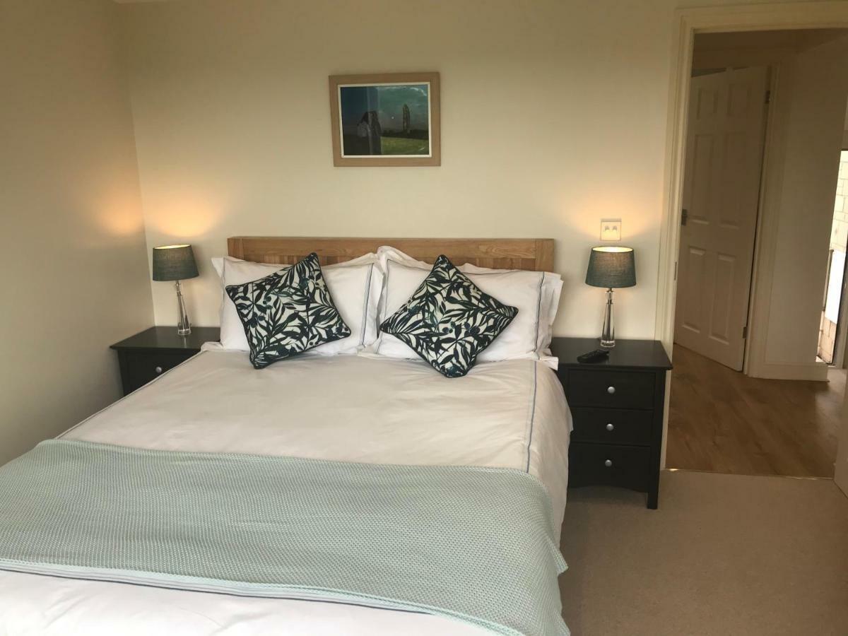 A Secluded Self Contained Country Suite With A View - Parking, Easy Access To Bath Corsham Exterior photo